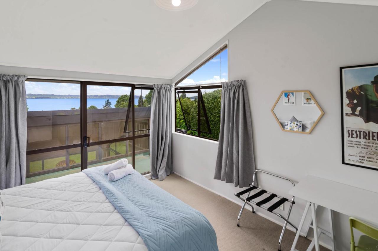 The Bird House - Kawaha Point, Rotorua. Stylish Six Bedroom Home With Space, Views And Relaxed Atmosphere Esterno foto