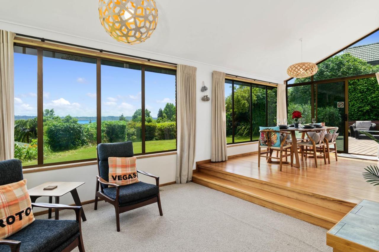 The Bird House - Kawaha Point, Rotorua. Stylish Six Bedroom Home With Space, Views And Relaxed Atmosphere Esterno foto