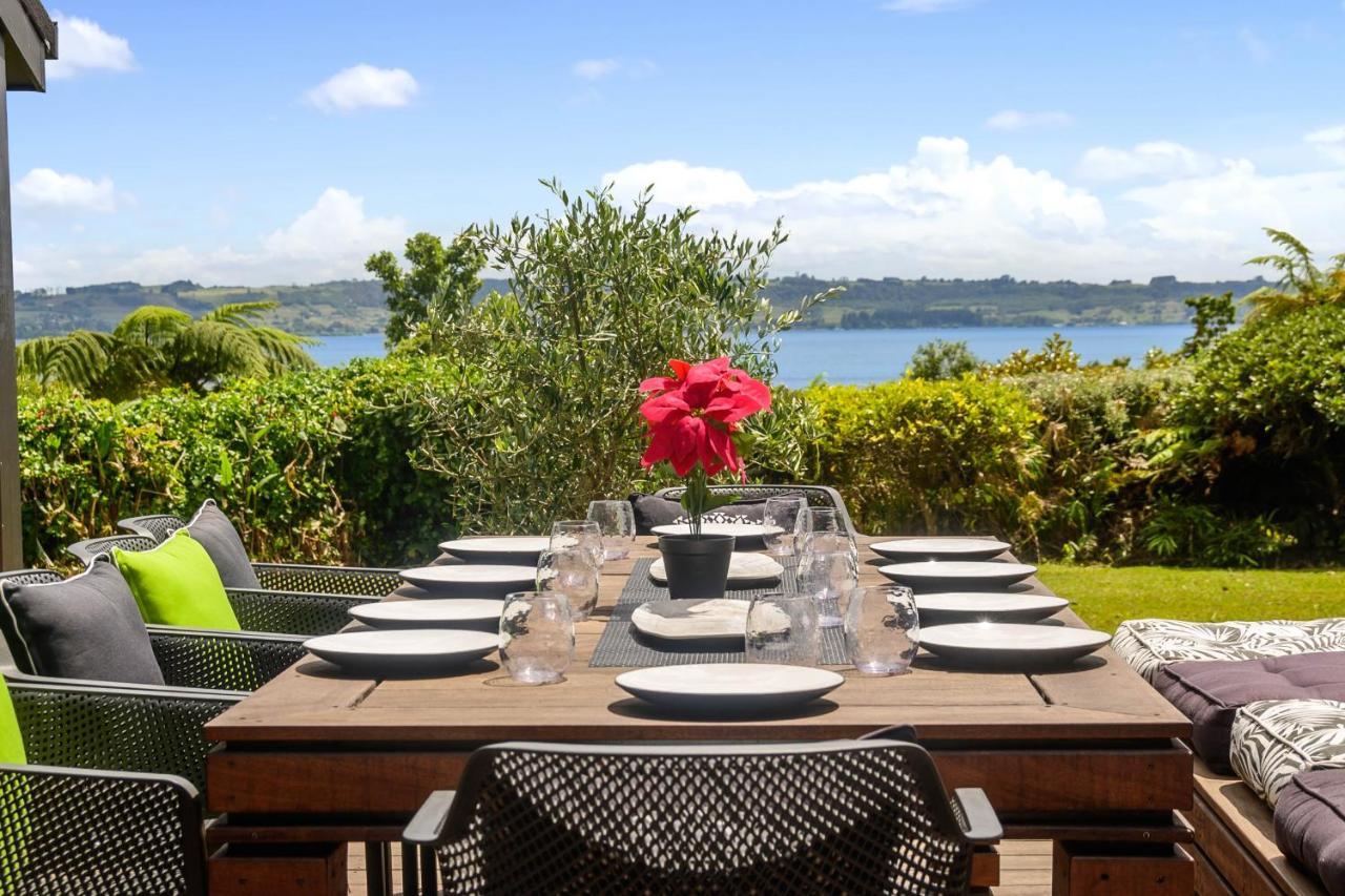 The Bird House - Kawaha Point, Rotorua. Stylish Six Bedroom Home With Space, Views And Relaxed Atmosphere Esterno foto